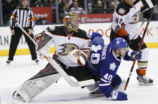 Frederik Andersen traded to the Toronto Maple Leafs