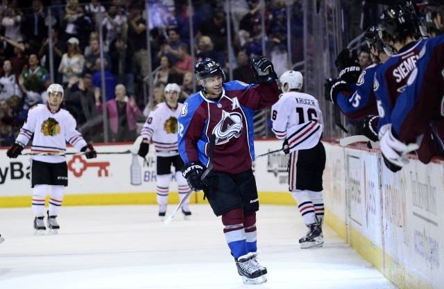 Report that the Chicago Blackhawks could be interested in Jarome Iginla