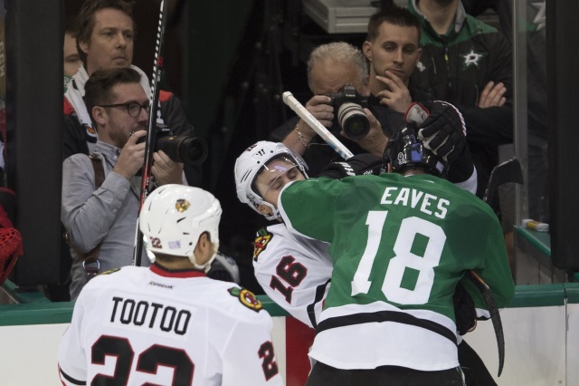The Chicago Blackhawks should targeted Patrick Eaves