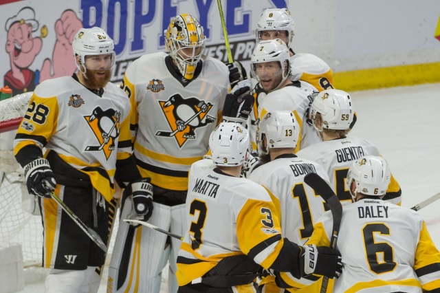 Pittsburgh Penguins even up the series with the Ottawa Senators