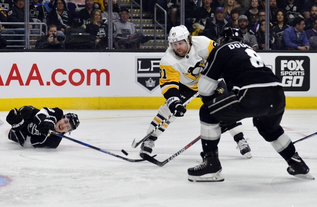 The Los Angeles Kings are looking at the trade market for a scoring winger.