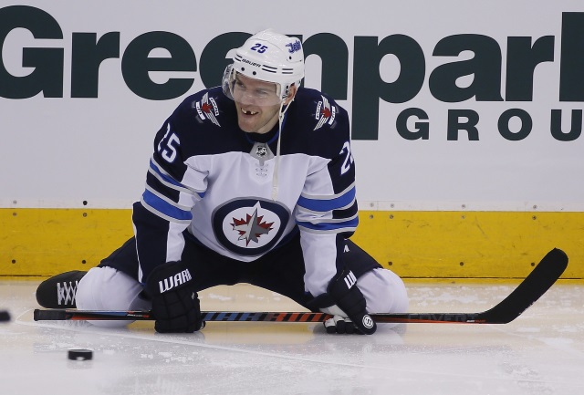 The Winnipeg Jets would like re-sign Paul Stastny.