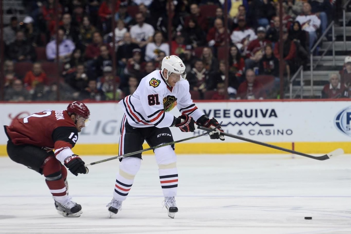 The Chicago Blackhawks have trade the contract of Marian Hossa to the Arizona Coyotes