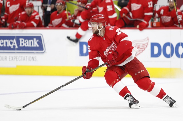 Detroit Red Wings defenseman Mike Green to return to the lineup tonight.