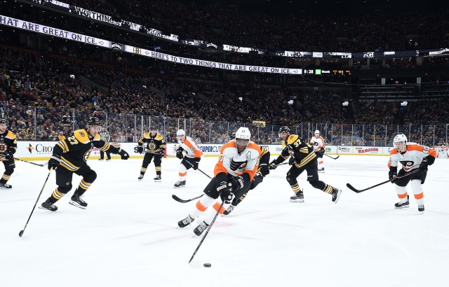 Wayne Simmonds may be the top target for the Boston Bruins