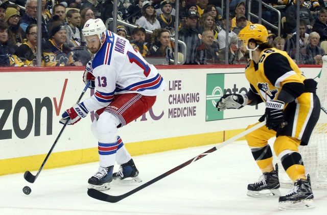 Kevin Hayes had a good visit with the Philadelphia Flyers. Kris Letang's name could hit the rumor mill again as Phil Kessel trade talk cools.