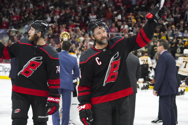 Justin Williams signs a one-year deal with the Carolina Hurricanes