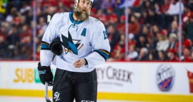 Joe Thornton shaves his beard off but reveals an injured hand?