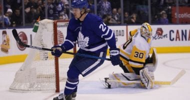 The Toronto Maple Leafs have traded Kasperi Kapanen, Jesper Lindgren, and Pontus Aberg to the Pittsburgh Penguins for a 2020 first-round pick, Filip Hallander, and David Warsofsky.