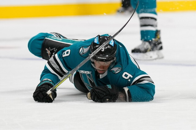 Evander Kane's lack of respect for team rules irked many San Jose Sharks teammates. Now there's the gambling investigation. What will the Sharks do?