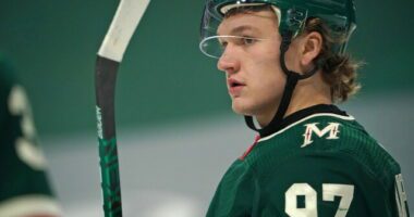 Kirill Kaprizov's reps and the Minnesota Wild continue to talk. Casey Cizikas getting a six-year deal from the New York Islanders?