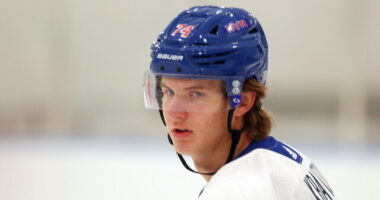 Vitali Kravtsov doesn't think he'd get a fair shot at the New York Rangers top-six. The Chicago Blackhawks spoke to the Rangers about Dylan Strome.