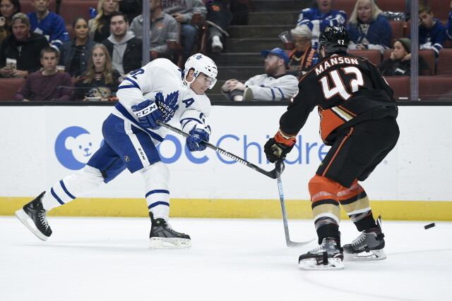 Carey Price doesn't plan on playing anywhere else. Panthers are willing to trade Owen Tippett. Maple Leafs are interested in Josh Manson.