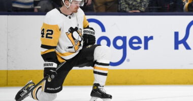 Time for the Pittsburgh Penguins to move on from Kasperi Kapanen and pending UFA Bryan Rust. Tampa Bay Lightning GM on the trade deadline