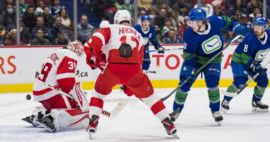 Potential coaching candidates for the Detroit Red Wings. Is Patrik Allvin wanting his own guy behind the Vancouver Canucks bench?