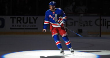 Who is staying with the Los Angeles Kings and who could be on the move. New York Rangers UFA Andrew Copp will be looking to cash in.