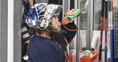 Edmonton Oilers goaltender Mike Smith isn't sure if he'll be playing next season. What could the Oilers do if he retires?