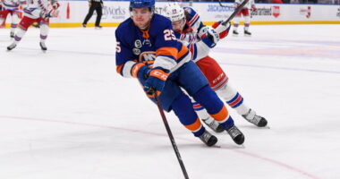 Josh Ho-Sang is heading to UFA of the KHL. The New York Islanders re-sign seven pending UFAs and RFAs including Sebastian Aho, Andy Andreoff.