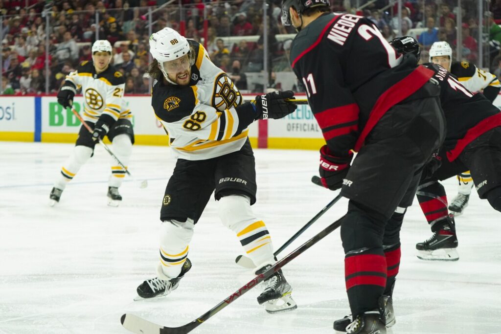 The Boston Bruins, David Pastrnak okay if extension talks continue into the season. The Florida Panthers don't the space to add Eric Staal.