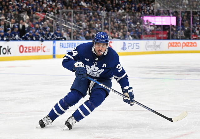Is Auston Matthews' future with the Toronto Leafs tied to GM Kyle Dubas? Will Patrick Kane end up with the New York Rangers?