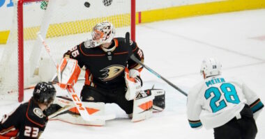 Does John Gibson still want out? Reclamation projects the Vancouver Canucks should look at. TSNs trade bait board