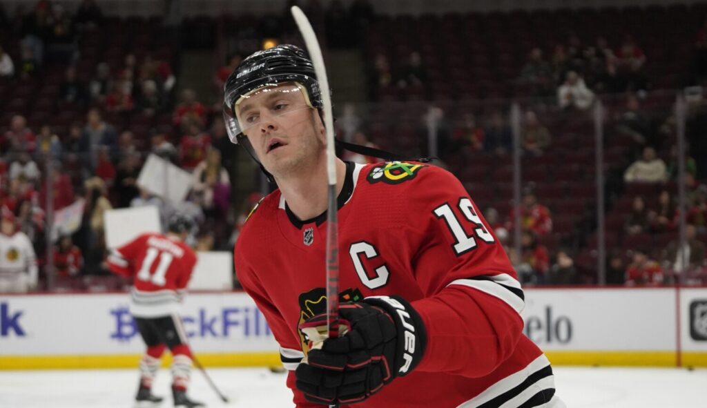 Jonathan Toews may be seeing the end near according to multiple sources. NHL Rumors looks at this now.