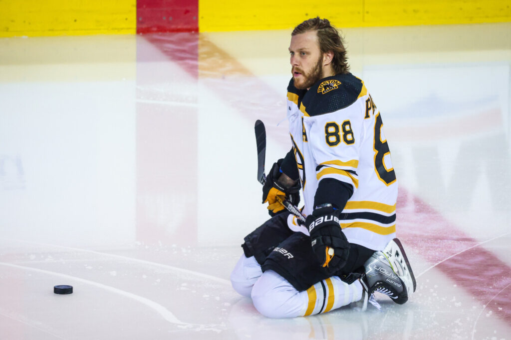 The Boston Bruins continued to have a busy morning as they re-signed star winger David Pastrnak to an eight-year contract extension.