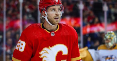 Elias Lindholm has a year left on his contract and is a priority for the Calgary Flames. What if they aren't able to extend him?