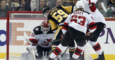 The rumors in the NHL continue to fly surrounding the aggressiveness of the Devils to get a goalie and do the Penguins move Jake Guentzel?