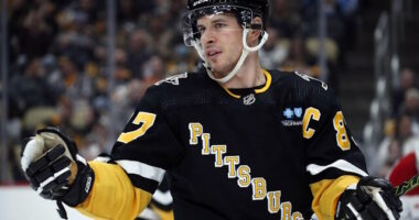 While Sidney Crosby is not thinking about an extension with the Pittsburgh Penguins any time soon, he wants to remain with them for life.