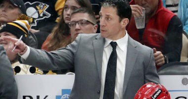 When does Rod Brind'Amour sign a new deal with the Carolina Hurricanes and do the Seattle Kraken make a coaching change?
