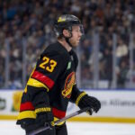 NHL Rumors: Should the Vancouver Canucks Consider Re-Signing Elias Lindholm?