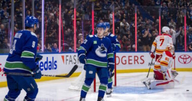 So if the Vancouver Canucks decide they need to move one, who should it be, Elias Pettersson or J.T. Miller?